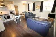 Common Space 1 Bed Apartment