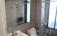 In-room Bathroom 5 Teega Suites at PH