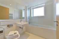 Toilet Kamar Liverpool Street City Apartments