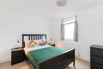 Kamar Tidur 4 London Eye Apartments