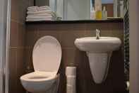 In-room Bathroom Serviced Apartments Leeds 3