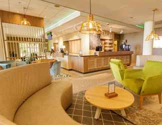 Lobi 2 Beach Hotel Zandvoort BY Center Parcs