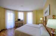 Bedroom 2 Hotel Rio Cea