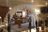 Lobby The Punchbowl Inn