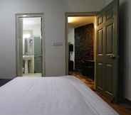 Bedroom 2 Cottages at Village