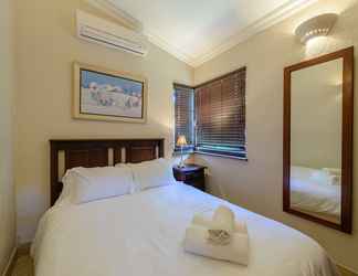 Phòng ngủ 2 San Lameer Villa Rentals  3207