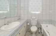 Toilet Kamar 2 San Lameer Villa Rentals 13937