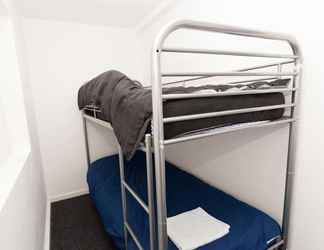 Kamar Tidur 2 Budget Apartment Shields Road