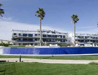 Exterior 2 Ocean View Apartment - Near Arenales Beach