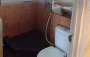 Toilet Kamar 2 Apartment 1, 2 & 3 Bedrooms Thamrin City - Central Jakarta