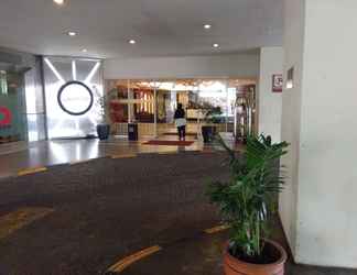 Lobby 2 Apartment 1, 2 & 3 Bedrooms Thamrin City - Central Jakarta