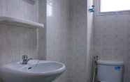 Toilet Kamar 3 Bella Bella River View