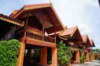 Exterior Ruean Mai Chaylay Songkhla