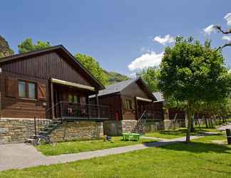 Exterior 2 Bungalows La Borda D'Arnaldet