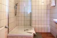 Toilet Kamar Landgasthof Reinhold