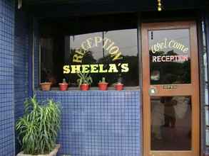 Luar Bangunan 4 Sheelas Guest House & Restaurant