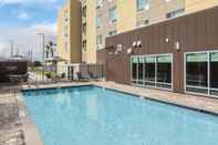 Swimming Pool TownePlace Suites by Marriott Titusville Kennedy Space Center