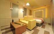 Kamar Tidur 4 HOTEL IRIS - Adult Only