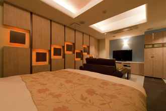 Kamar Tidur 4 HOTEL IRIS - Adult Only