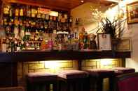 Bar, Cafe and Lounge Candlesticks