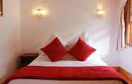 Kamar Tidur 6 Central Hotel Guest House