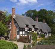 Exterior 4 Simpsons Cottage - Grove Road Cottages