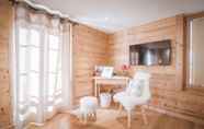 ห้องนอน 5 Lifestyle Rooms & Suites by Beau-Séjour