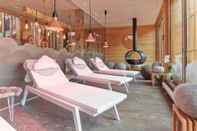 Kolam Renang Lifestyle Rooms & Suites by Beau-Séjour