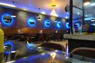 Quầy bar, cafe và phòng lounge Samriddhi Banquet Garden & Resort