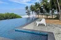 Swimming Pool Ocean Cottage Kalametiya