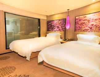 Bedroom 2 Lavande Hotel Qingdao Wusi Plaza Branch
