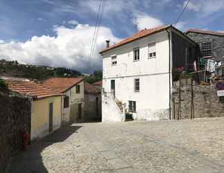 Luar Bangunan 2 Casas Do Castelo De Lamego