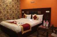 Bedroom Hotel Grand M.S Srinagar