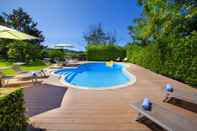 Swimming Pool Villa Il Pino