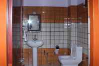 In-room Bathroom Yatrik Inn