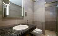 In-room Bathroom 5 Zoneland Premium Luxury Apartments