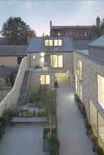 Exterior 4 Citystay - Midsummer Mews