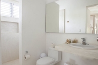 In-room Bathroom Hotel Casa de la Luz By Xperience Hotels