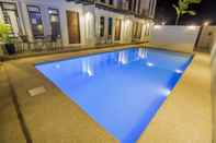 Swimming Pool Quest Villa