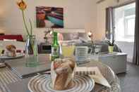 Functional Hall St Ives BnB at Chypons Farm