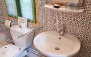 Phòng tắm bên trong 5 La Bastide de Boisset