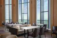 Bar, Cafe and Lounge Courtyard by Marriott Jiangsu Taizhou