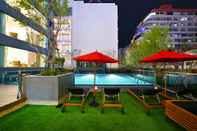 Swimming Pool M Pattaya Hotel