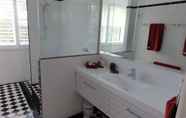 Toilet Kamar 2 St Raphael