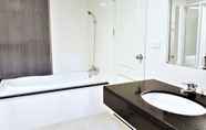 Toilet Kamar 7 Phuket Villa 2 Patong Beach by PHR