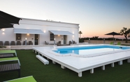 Swimming Pool 2 Bed & Breakfast del Faro