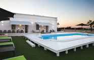 Swimming Pool 2 Bed & Breakfast del Faro