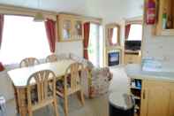 Common Space Caravan Hire at Sunnydale Holiday Park