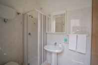 In-room Bathroom Residence Paradiso