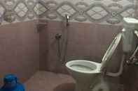 ห้องน้ำภายในห้อง Goroomgo Maa Ugratara Lodge Puri